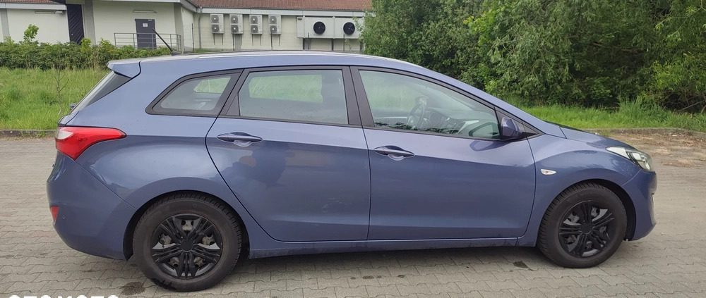 Hyundai I30 cena 28900 przebieg: 233400, rok produkcji 2013 z Zgorzelec małe 254